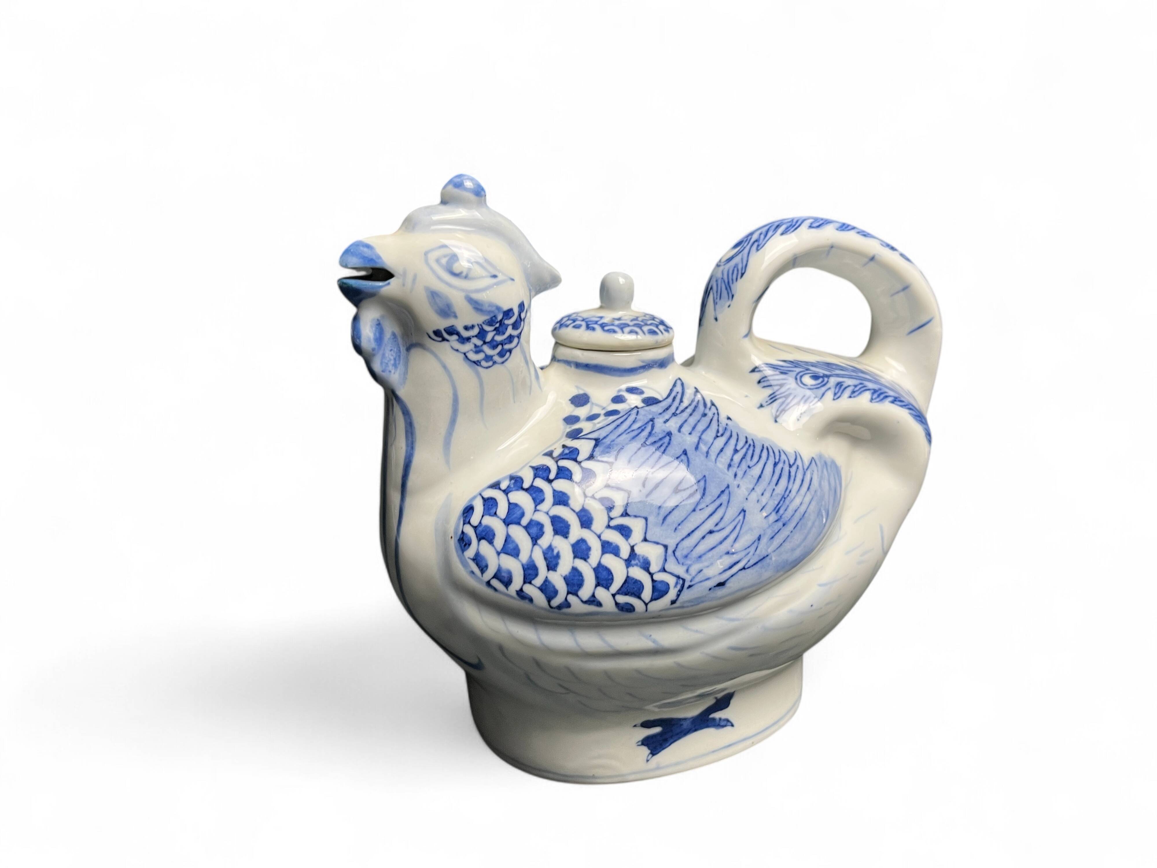 China, hen teapot, white and blue porcelain, 20th century