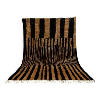 Traditional handmade pure wool beni ourain rug, size 1.5/2.5 m.