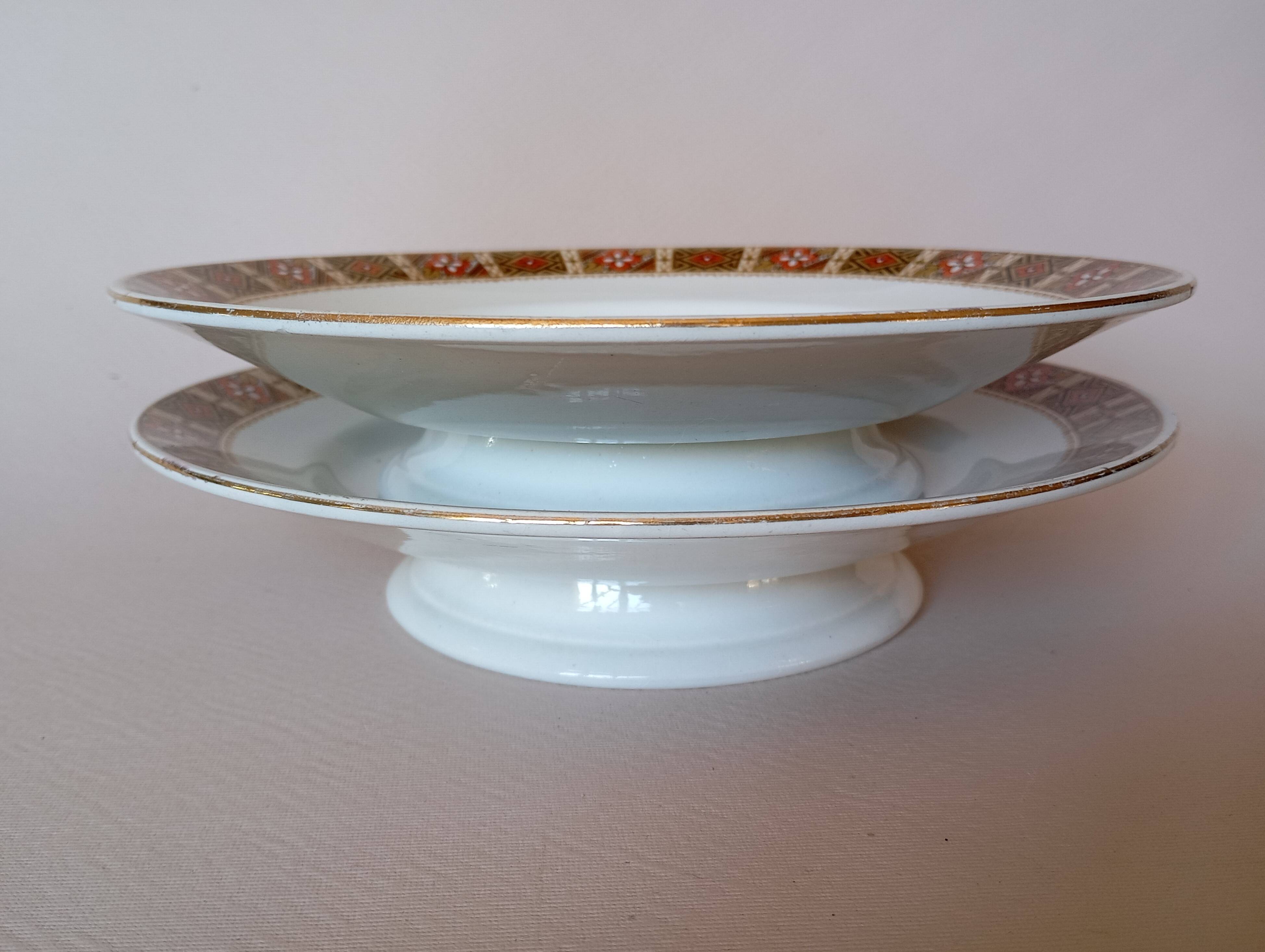 Pair of KG Lunéville "Vittefleur" pedestal dishes, early 20th century