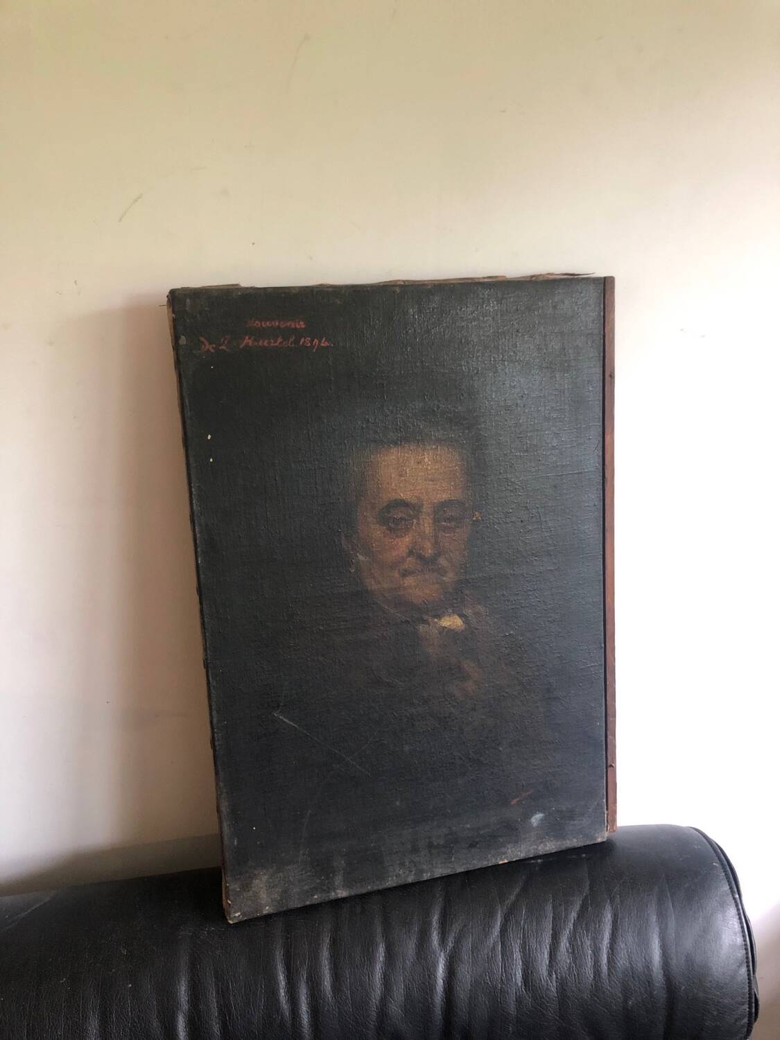 Portrait of a man oil on canvas 19th century