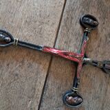 Crucifix croix fer forgé bronze émaillé artisanal