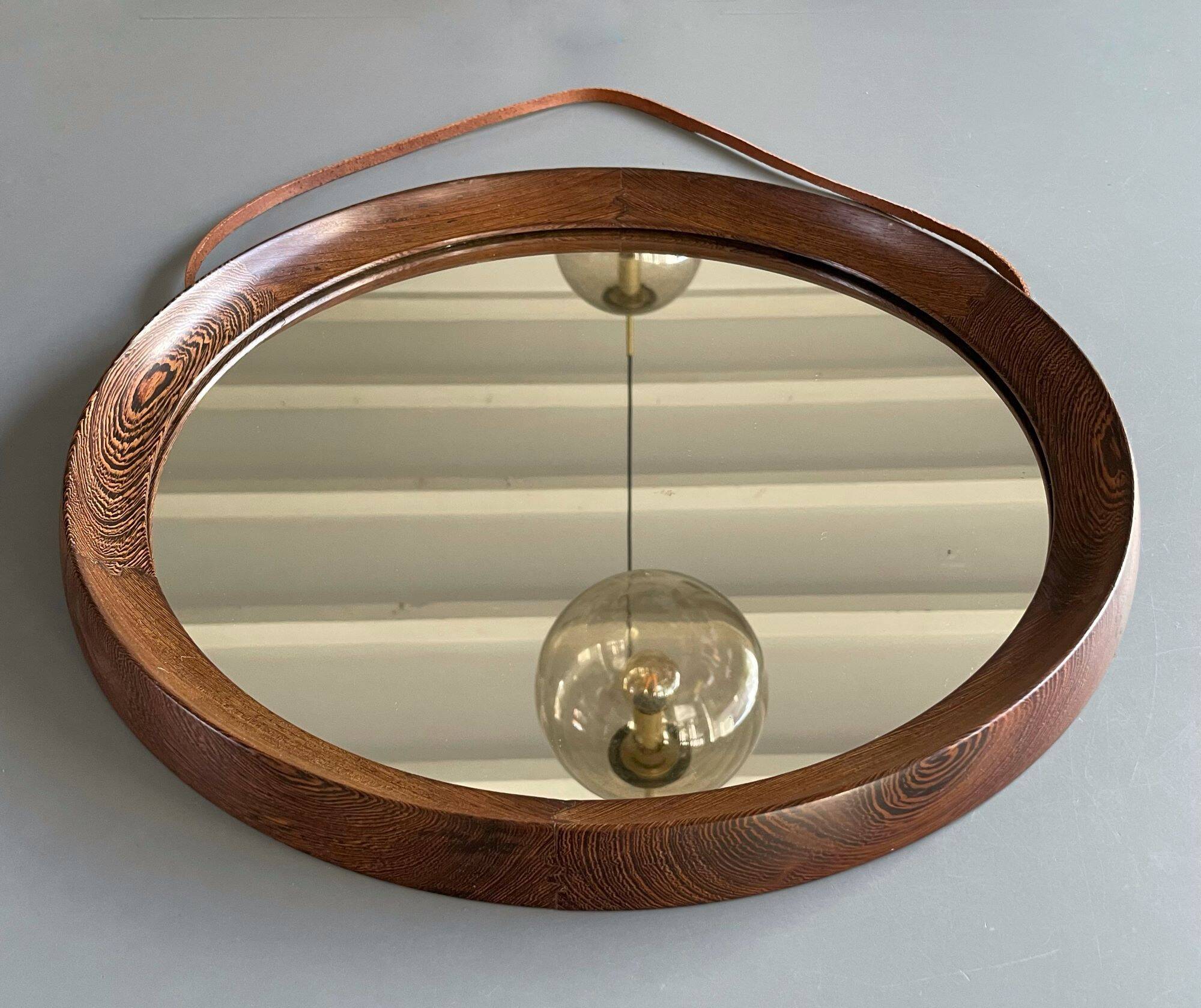 Miroir rond en wengé massif par Ow Hack Zwolle, Hollande, années 1960