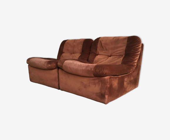 Paire de chauffeuses modulables velours marron - 1970
