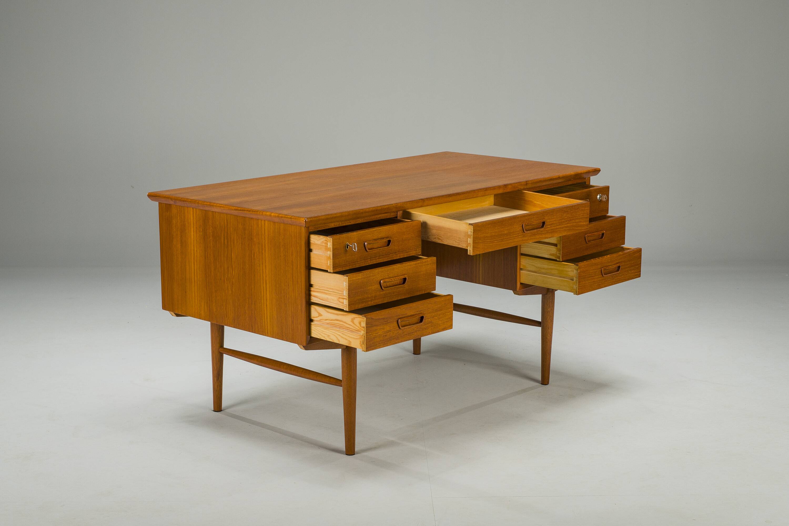 Mid-Century Modern Danish Teak Desk, 1960s