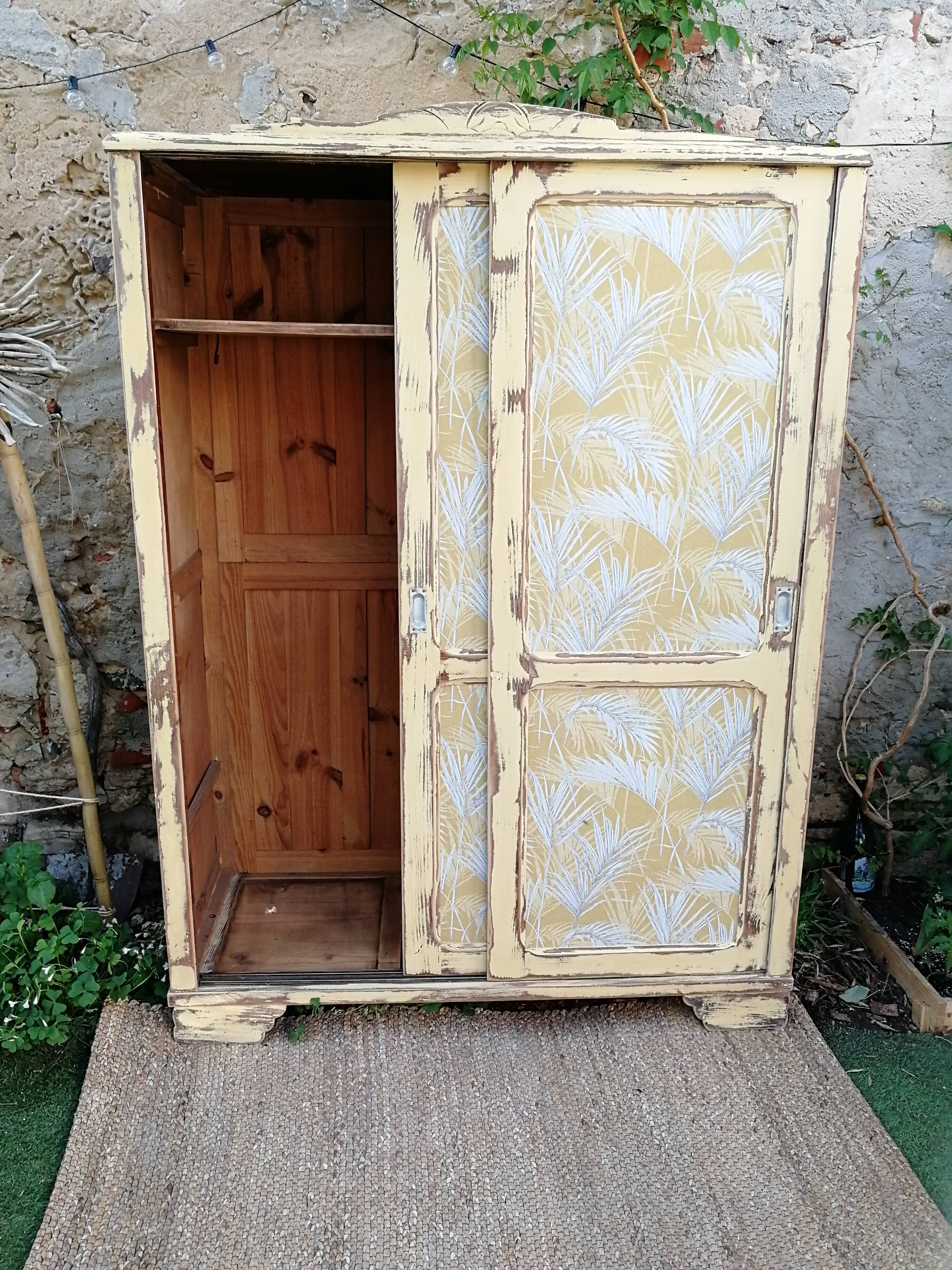 Wardrobe, sliding doors