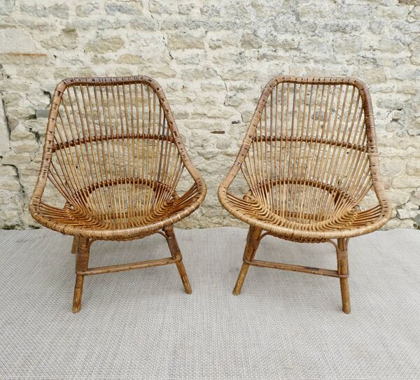 Paire de fauteuils corbeille en rotin, vers 1970