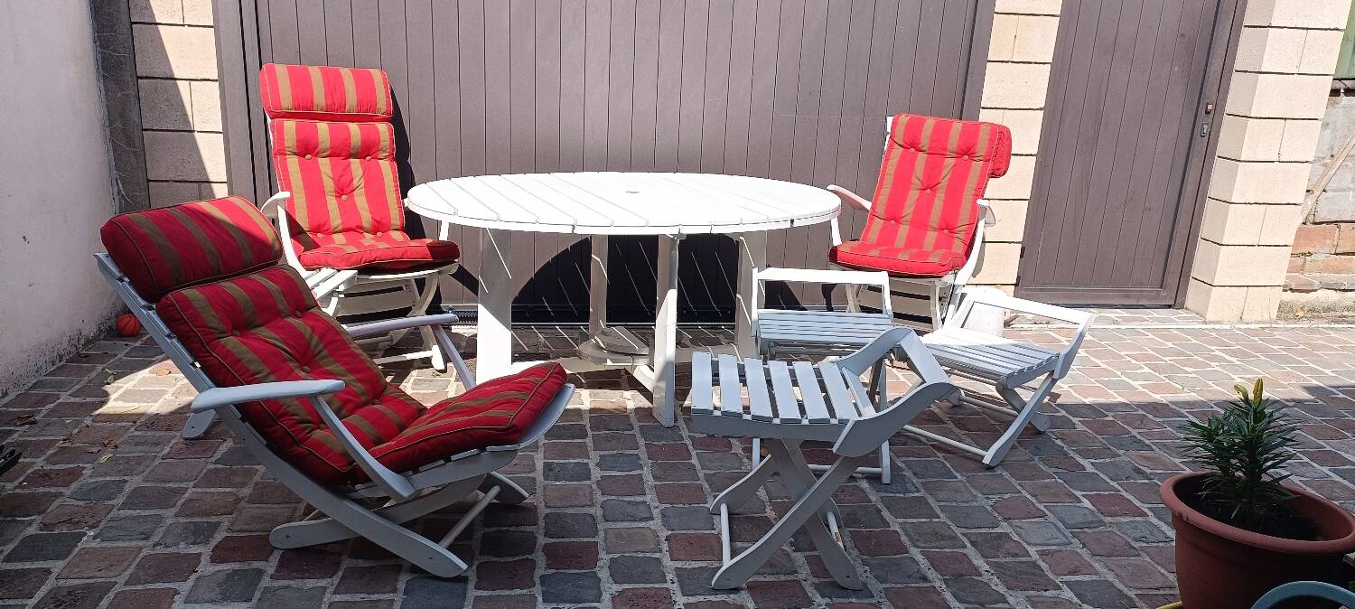 Vintage "triconfort" garden pool lounge