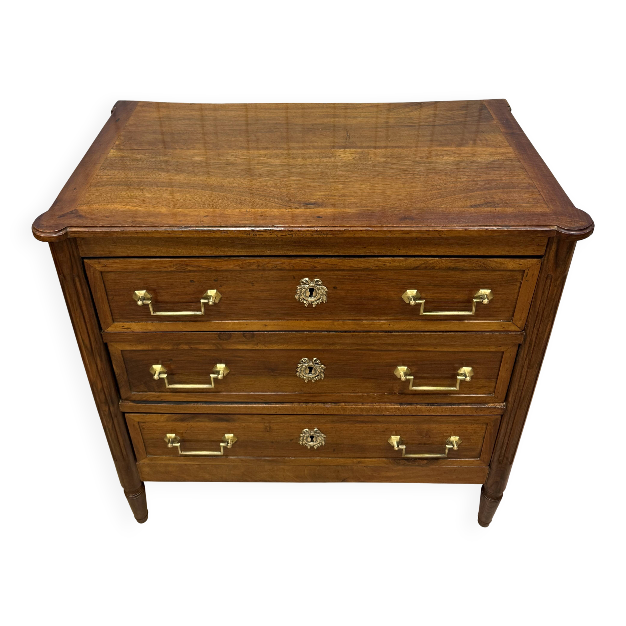 Small chest of drawers in Louis XVI style