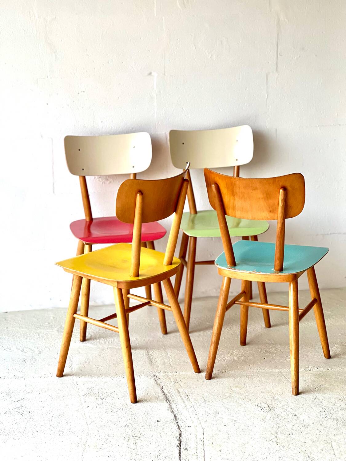 Chaises de salle à manger de Ton, années 1950.