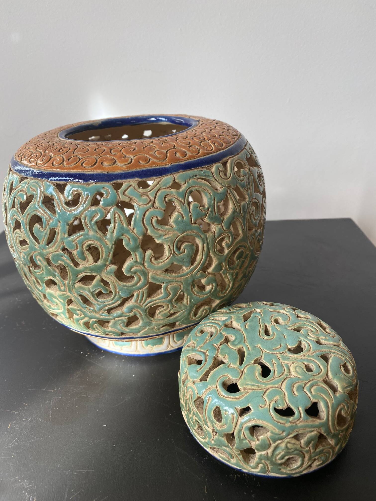 Champlevé ceramic pot