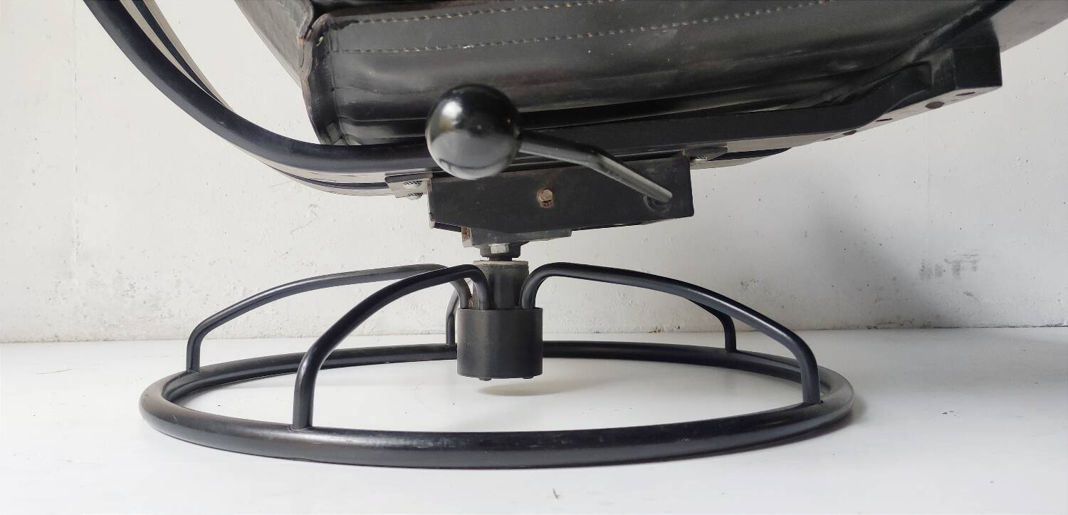 Black leather armchair by Åke Fribytter for Nelo möbel from the 70s