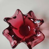 Floral/Corolla shaped pocket emptier. Murano Italy/Chambord by Fratelli Toso. In pink blown glass. Diam 18 cm