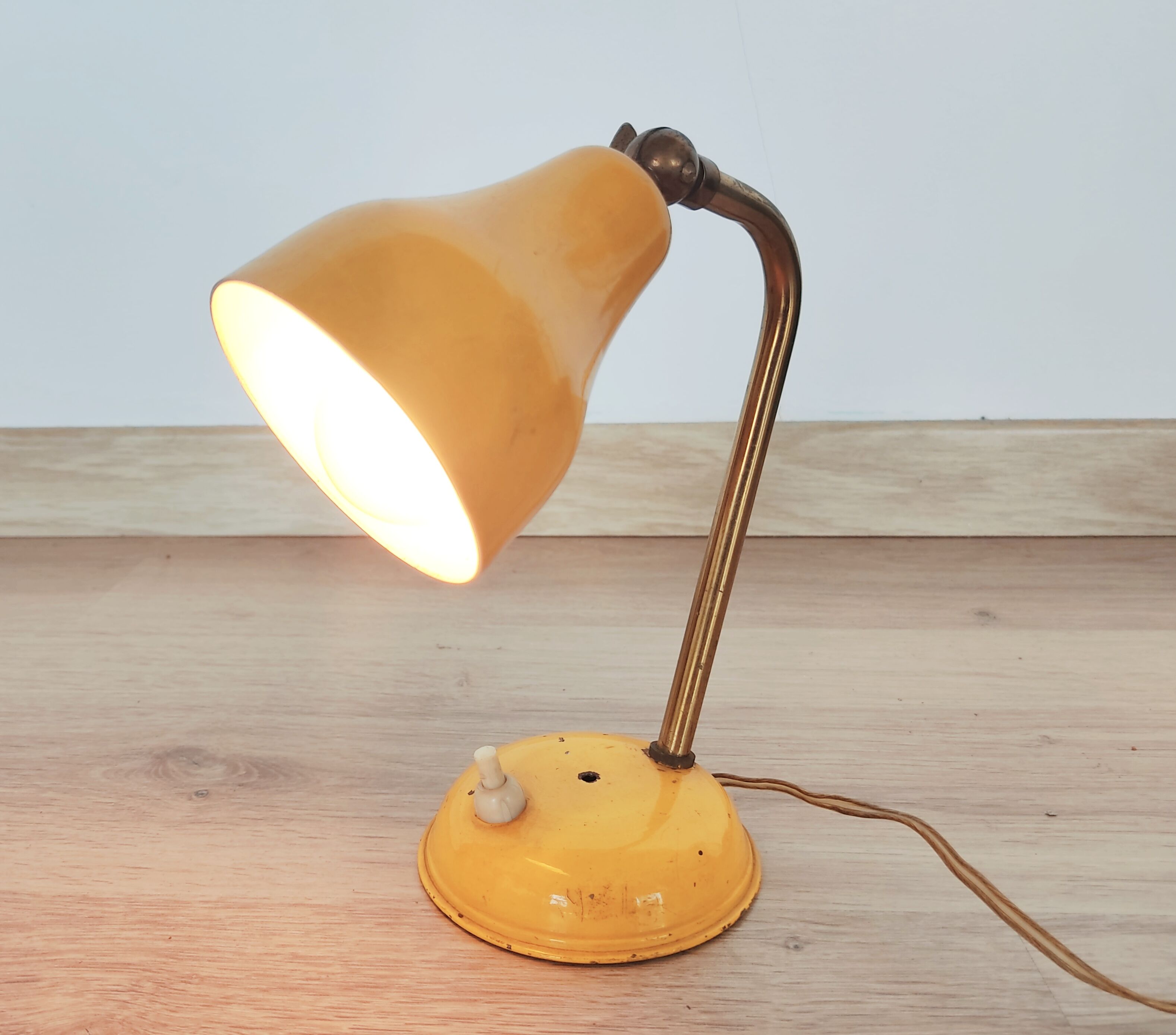 Vintage italian desk lamp