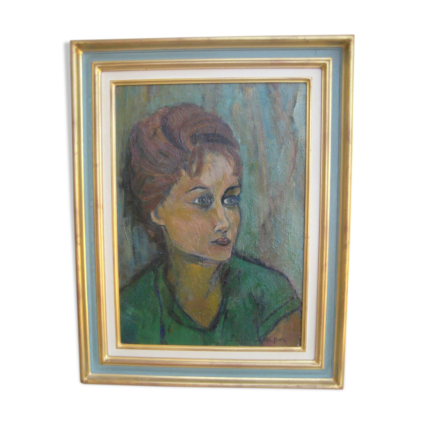 Jeune femme pensive huile sur panneau signée