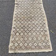 Persian rug in knotted wool beige flower 170x90