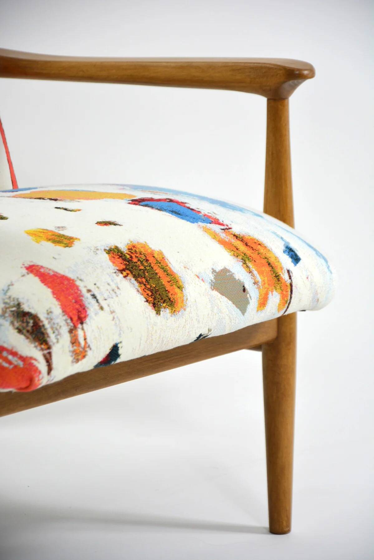 WR armchair with colourful patterns