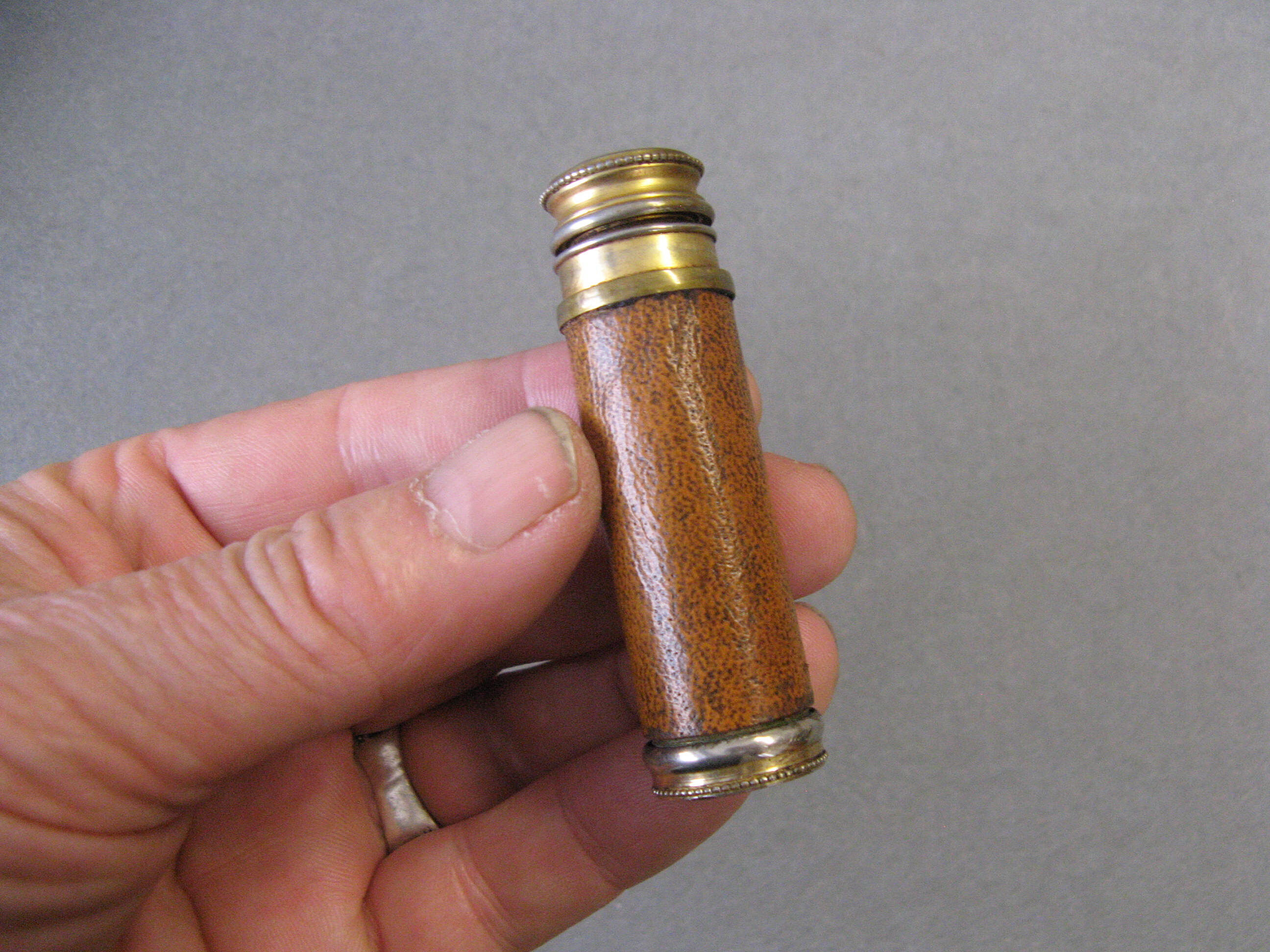 Handbag spray.