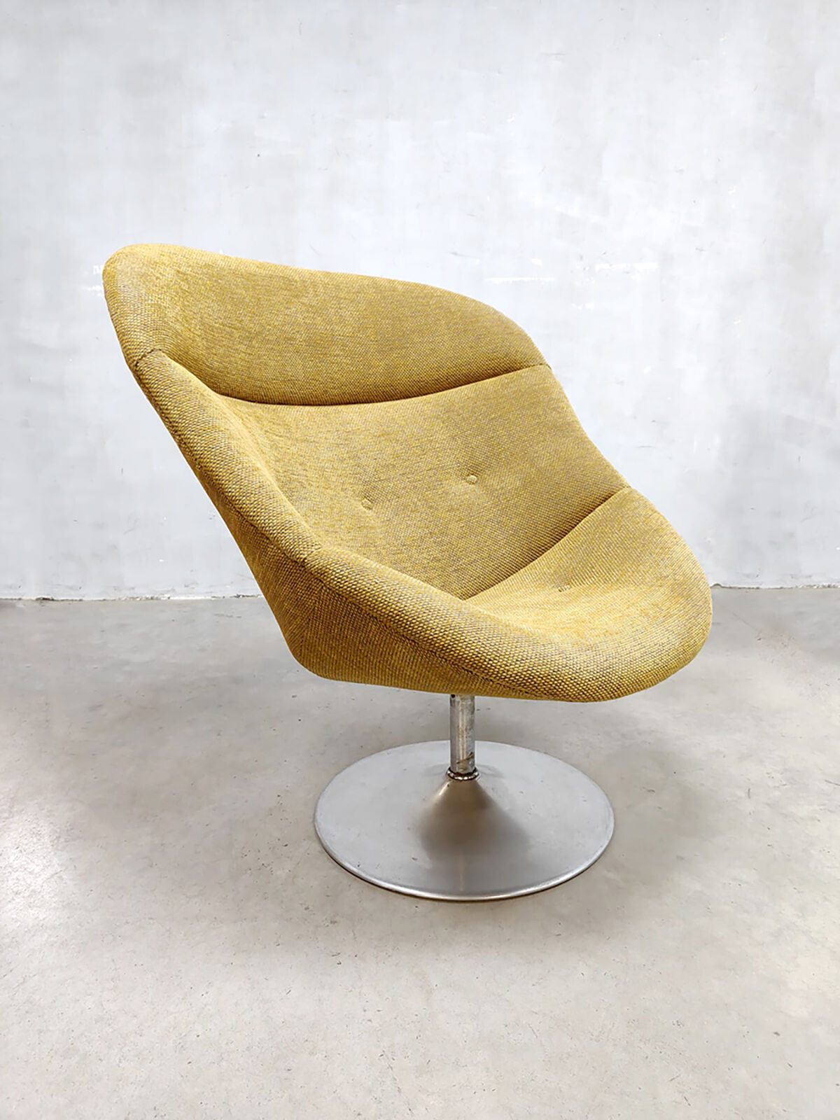 Swivel armchair by Rudolf Wolf for Rohé Noordwolde