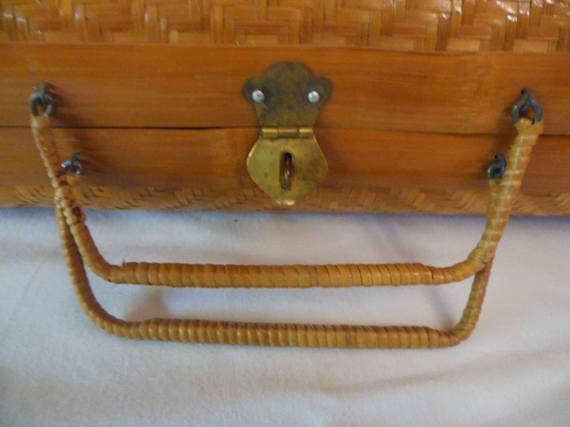 60s braided bamboo fiber sewing case