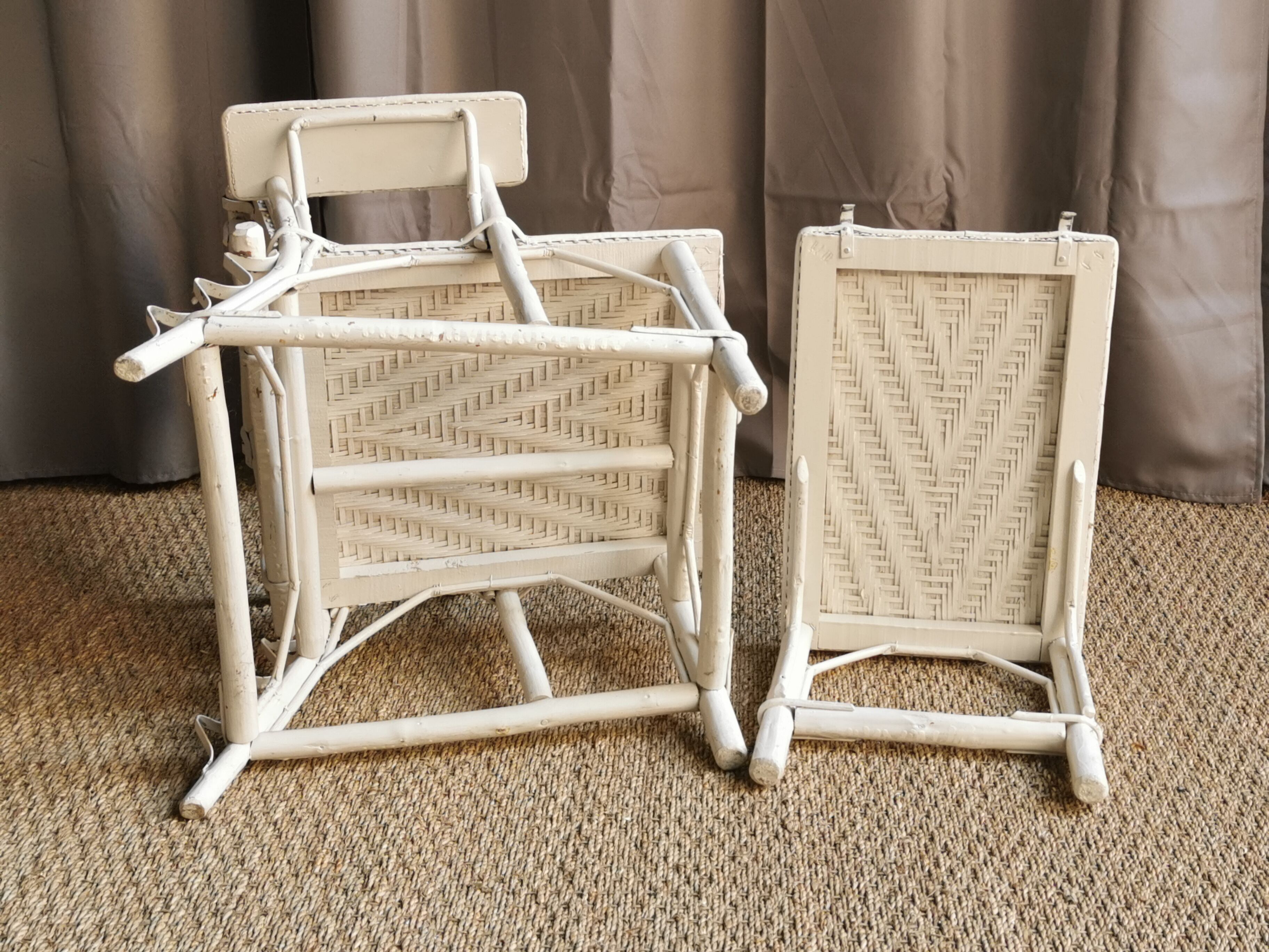 Rattan children's chaise longue