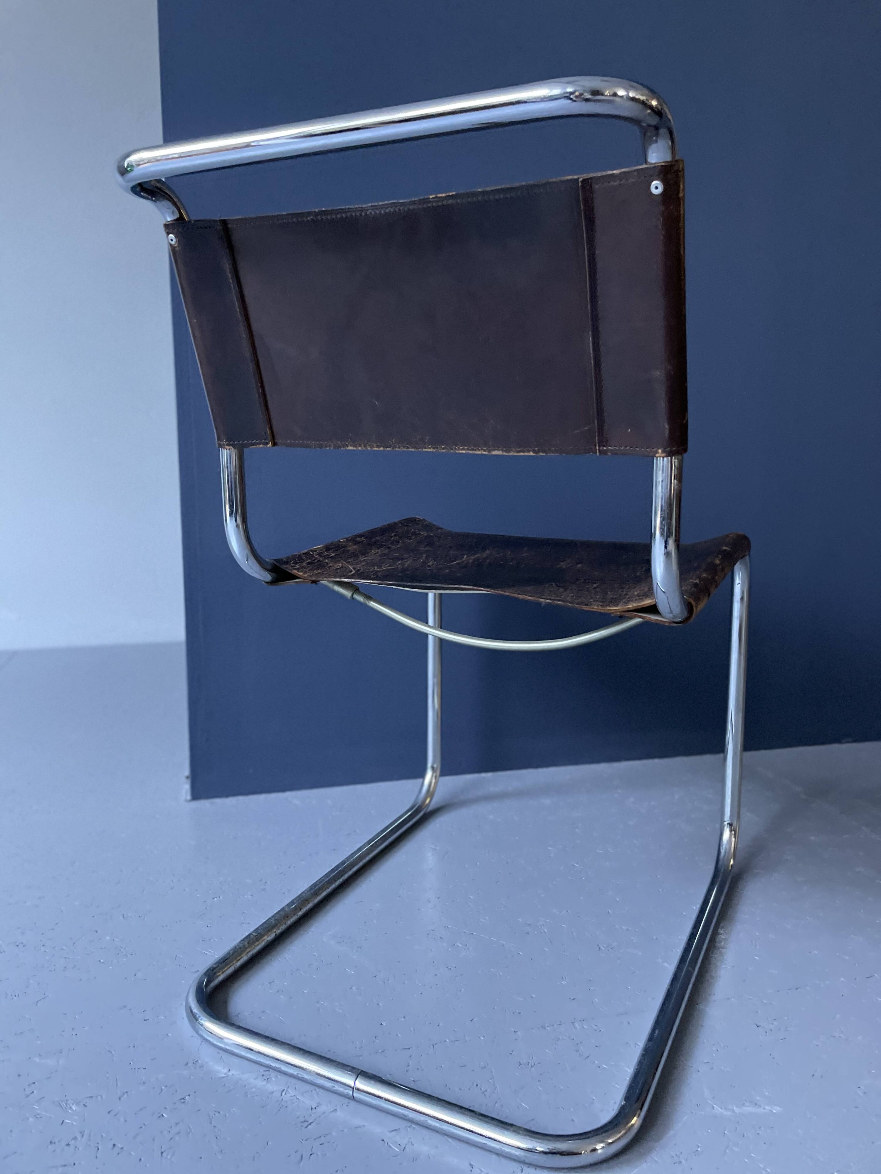 Paire de chaises Mart Stam S33