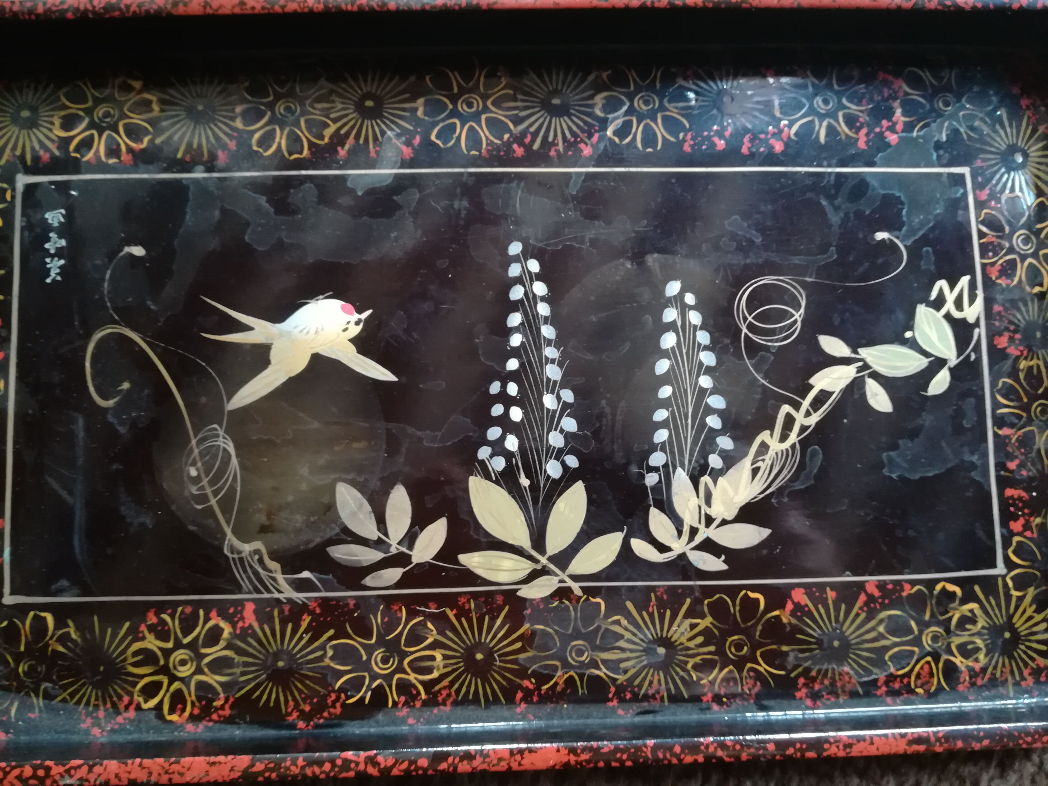 Lacquered wooden tray