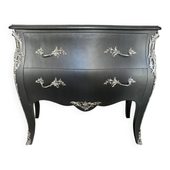Louis XV chest of drawers