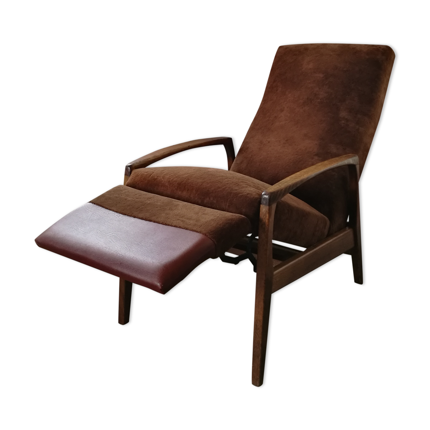 Scandinavian armchair with vintage "relax"