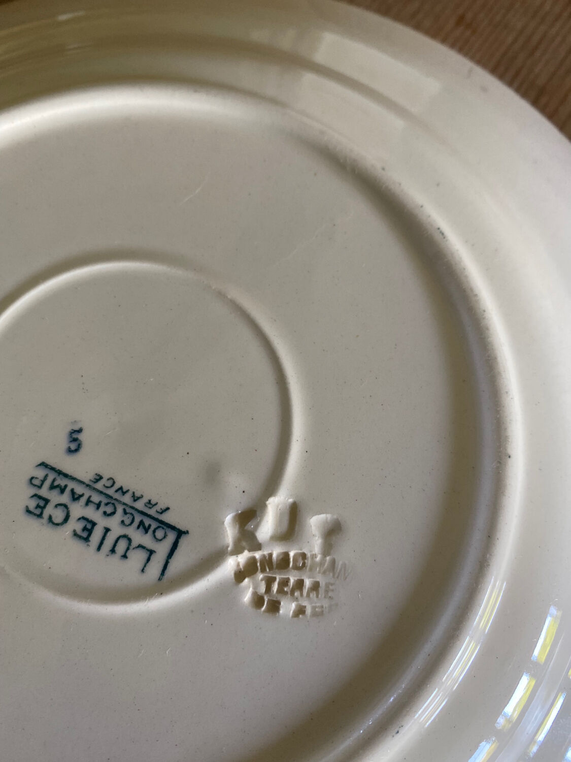 6 flat plates old iron earth Lutetia Longchamp