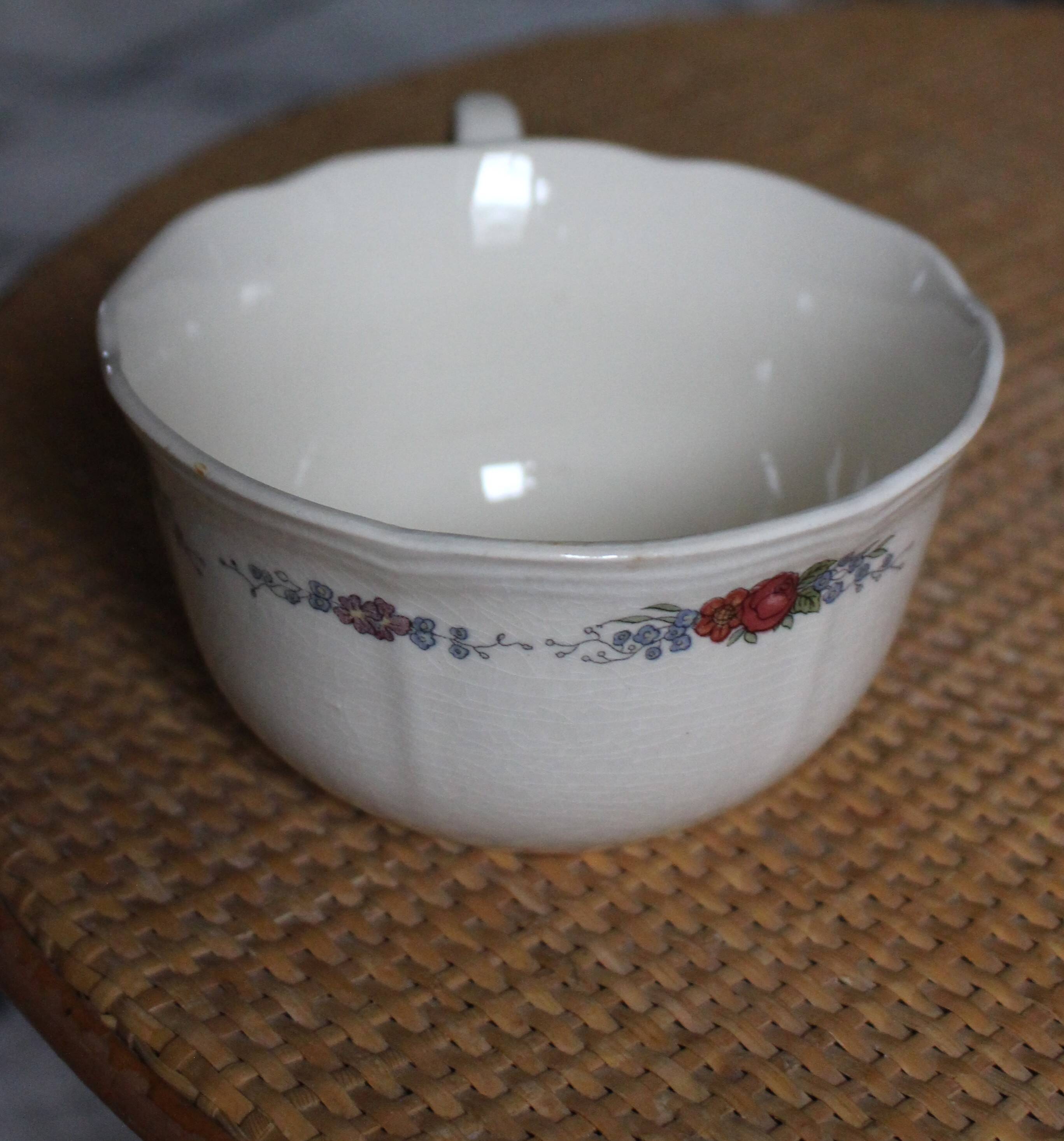 Ecru cup with flowers Alsace Sarreguemines pottery