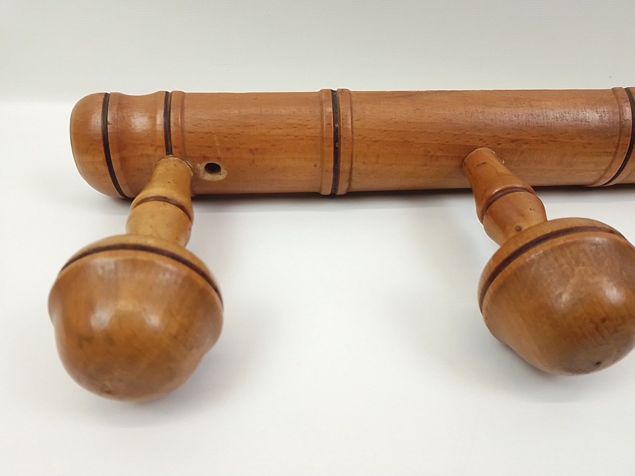 Hook 3 wooden hooks 35 cm