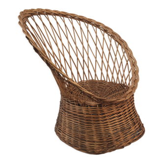 Braided wicker throne armchair