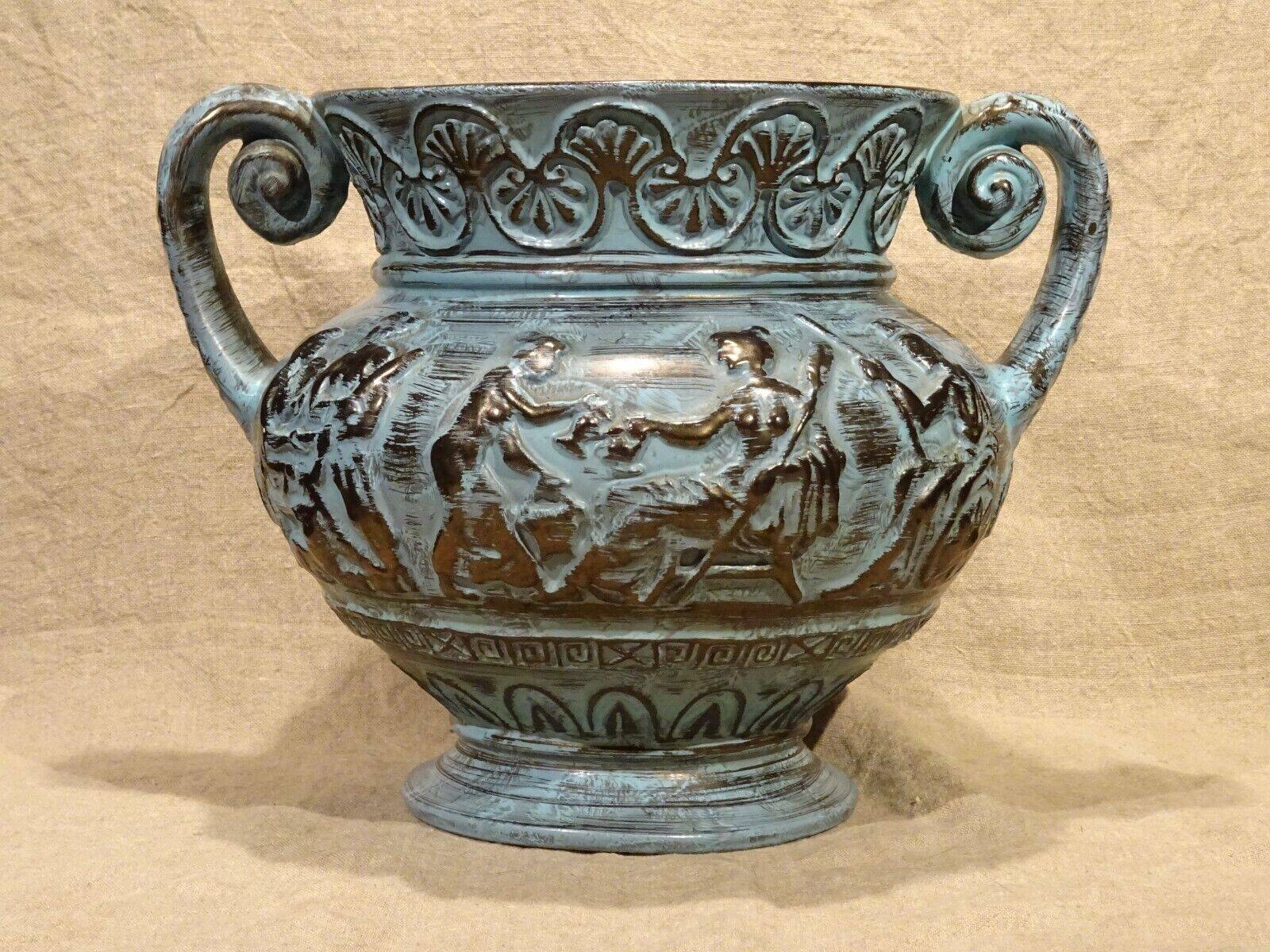 Large U-Keramik ceramic pot cover vase with antique decoration 4.610 kg