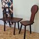 Set table, tabouret et chaise tripode art populaire