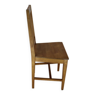 Solid beech chair with Scandinavian bistro wood seat