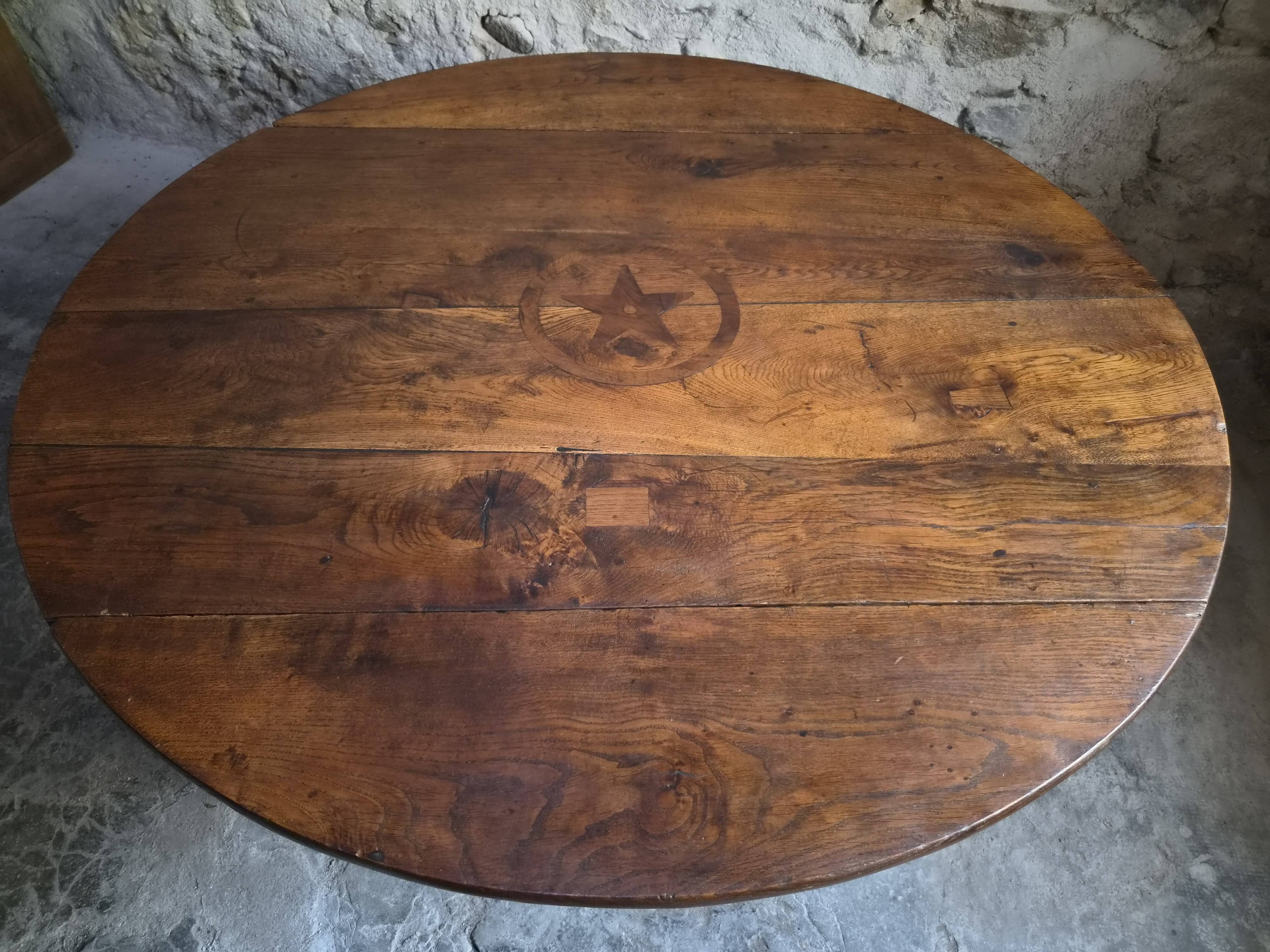 Table à manger ronde pliante ancienne française en chêne | Marqueterie étoile | c. 1850–1880