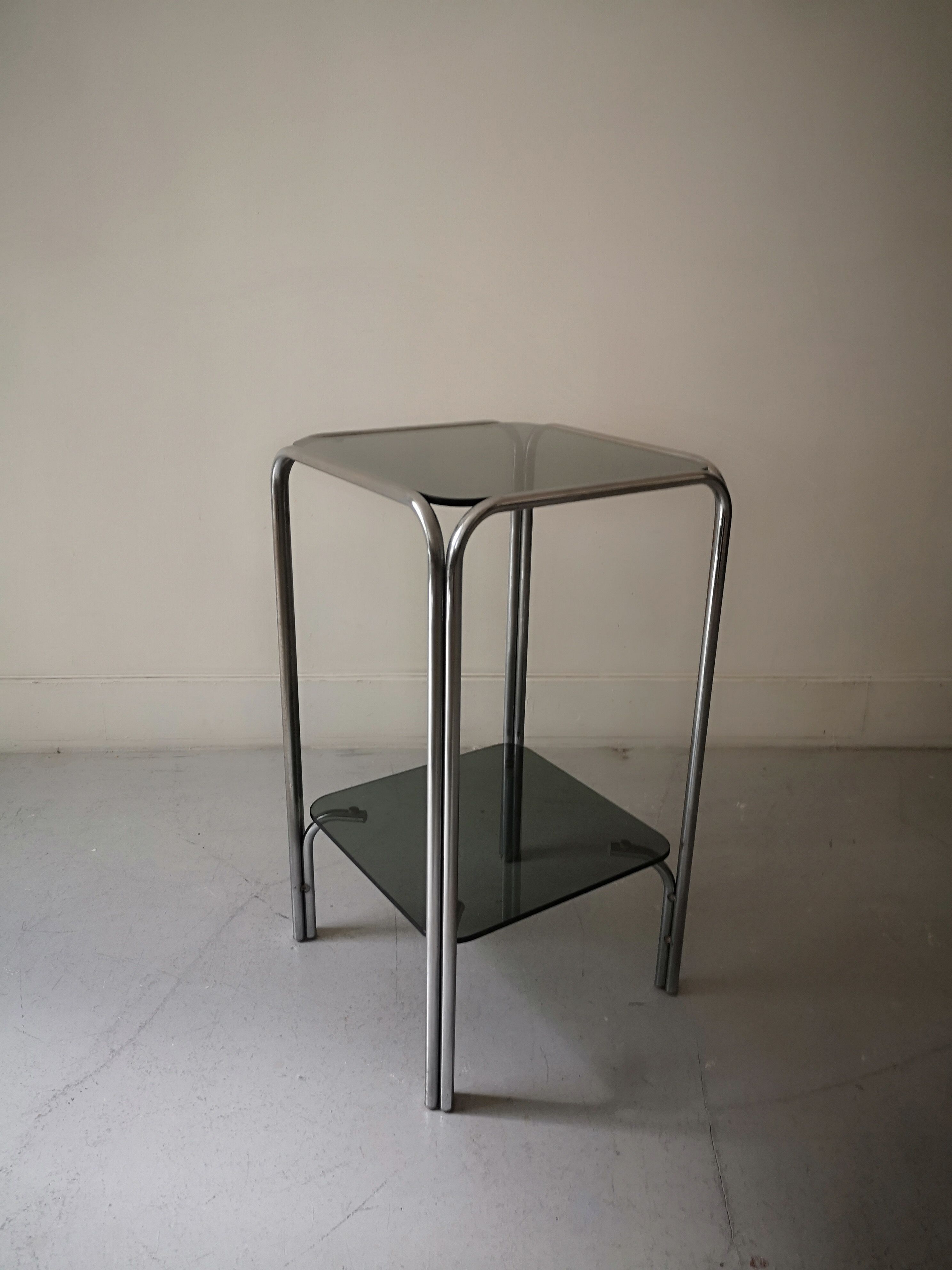Fifth wheel console in chromed metal and smoked glass, design 1970