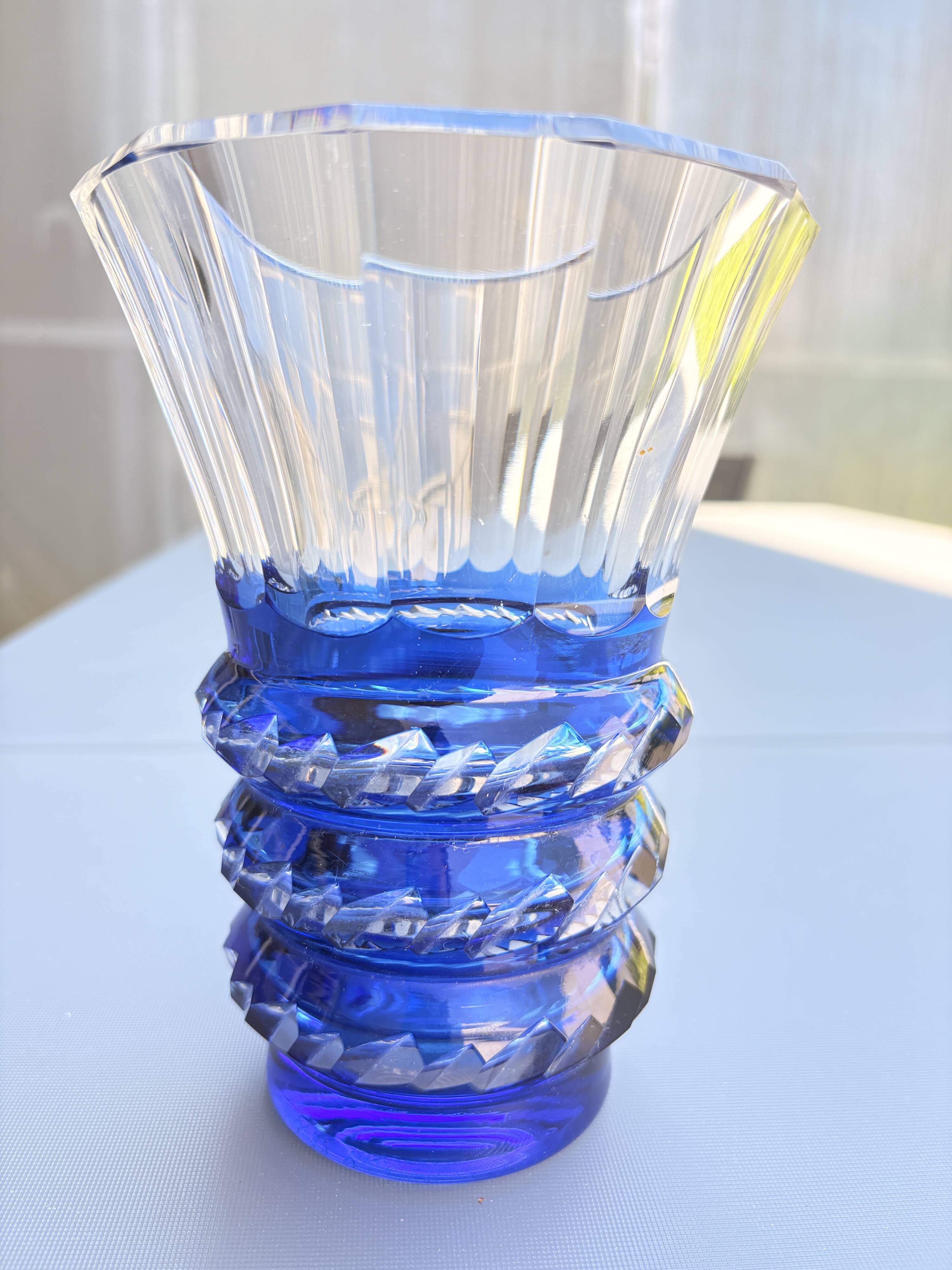 Val Saint Lambert – Cut cobalt blue crystal bowl/vase signed –