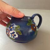 Pichet bleu et fleurs prop art jean garillon soufflenheim alsace