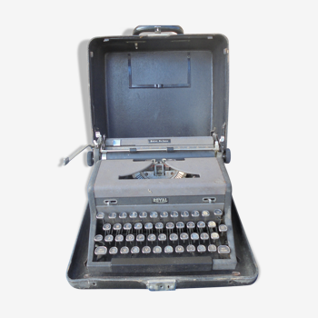 Royal typewriter