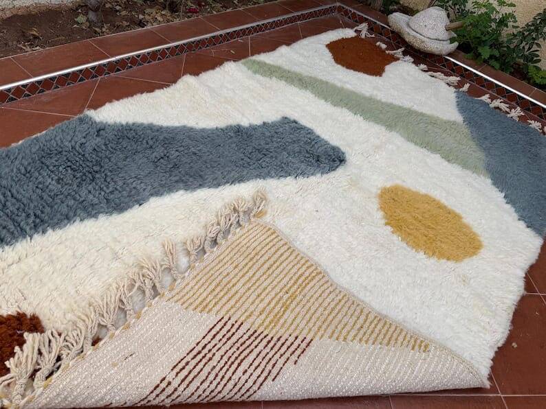 Handcrafted, colorful beni mrirt rug, size 150 x 250 cm
