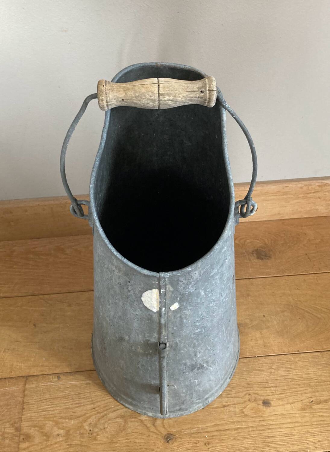 Porte parapluies en métal galvanisé époque début XXe