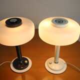 Ensemble de deux rares lampes de table noires et blanches Napako années 1960