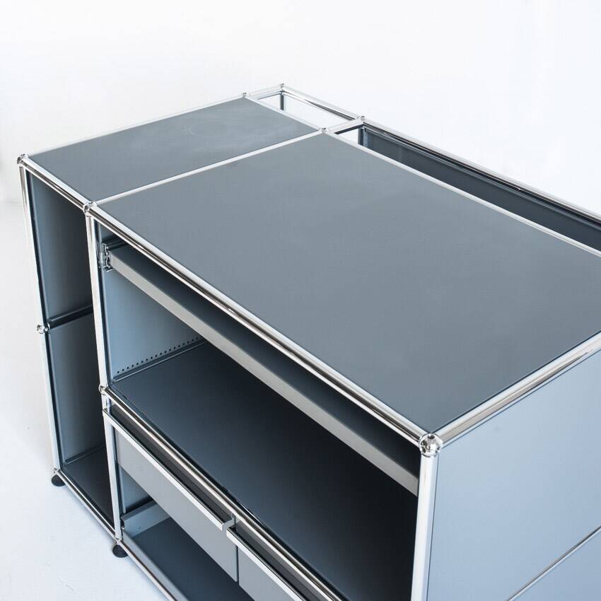 Mobilier de bureau fabriqué par USM Haller. Suisse.