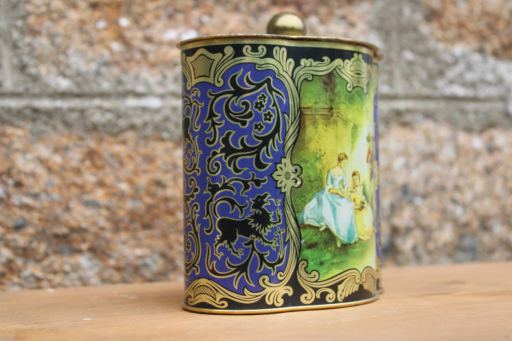 Metal box