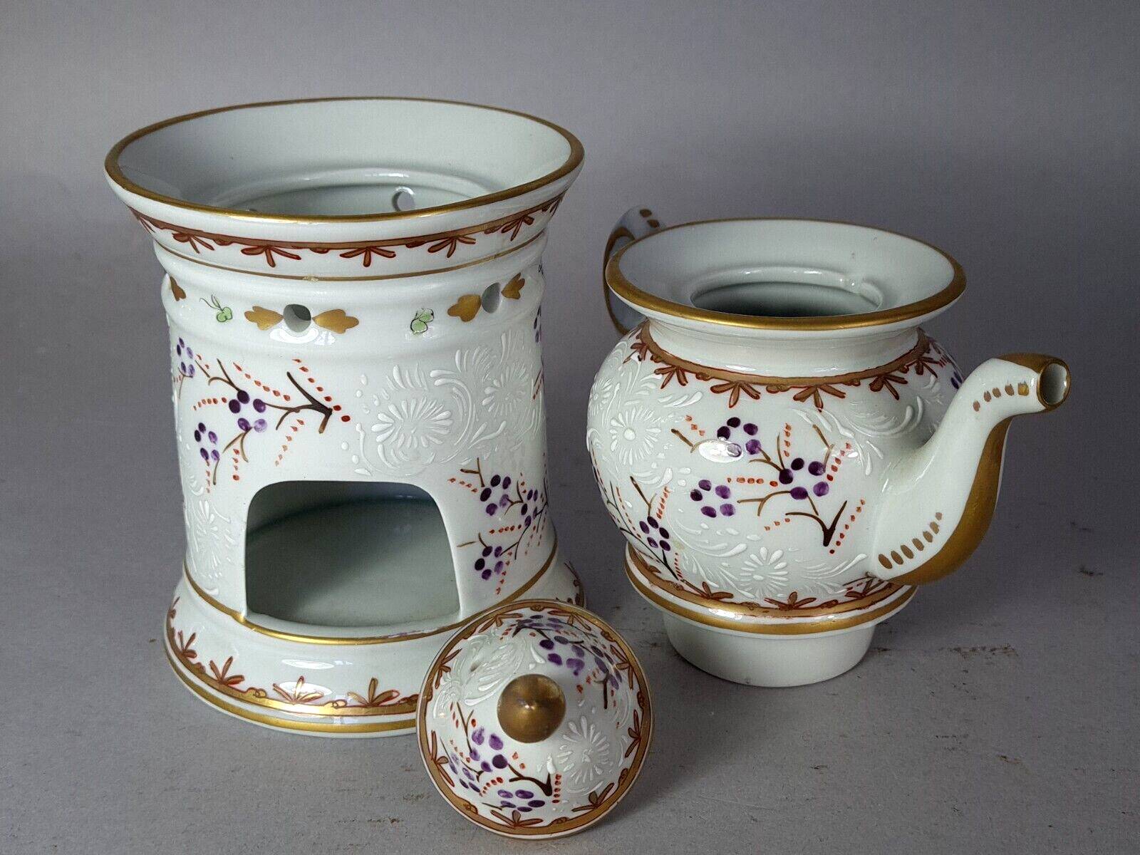 Paris porcelain herbal tea maker from Samsom circa 1900 complete SB203