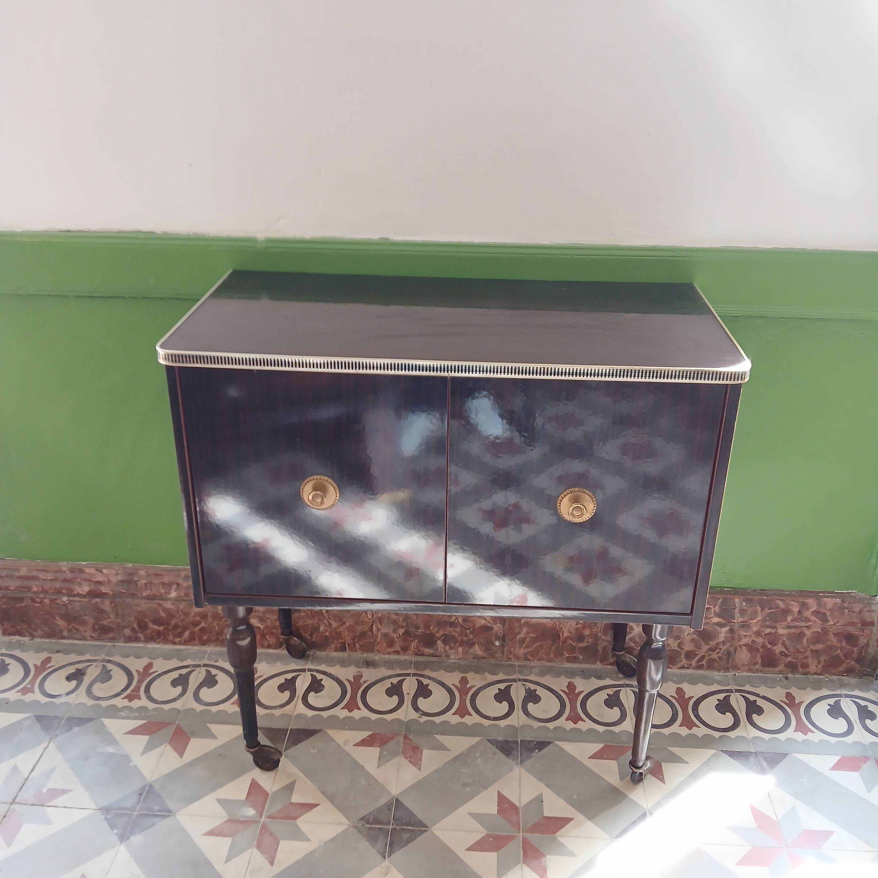 Lacquered wood bar cabinet, 1960s/1970s