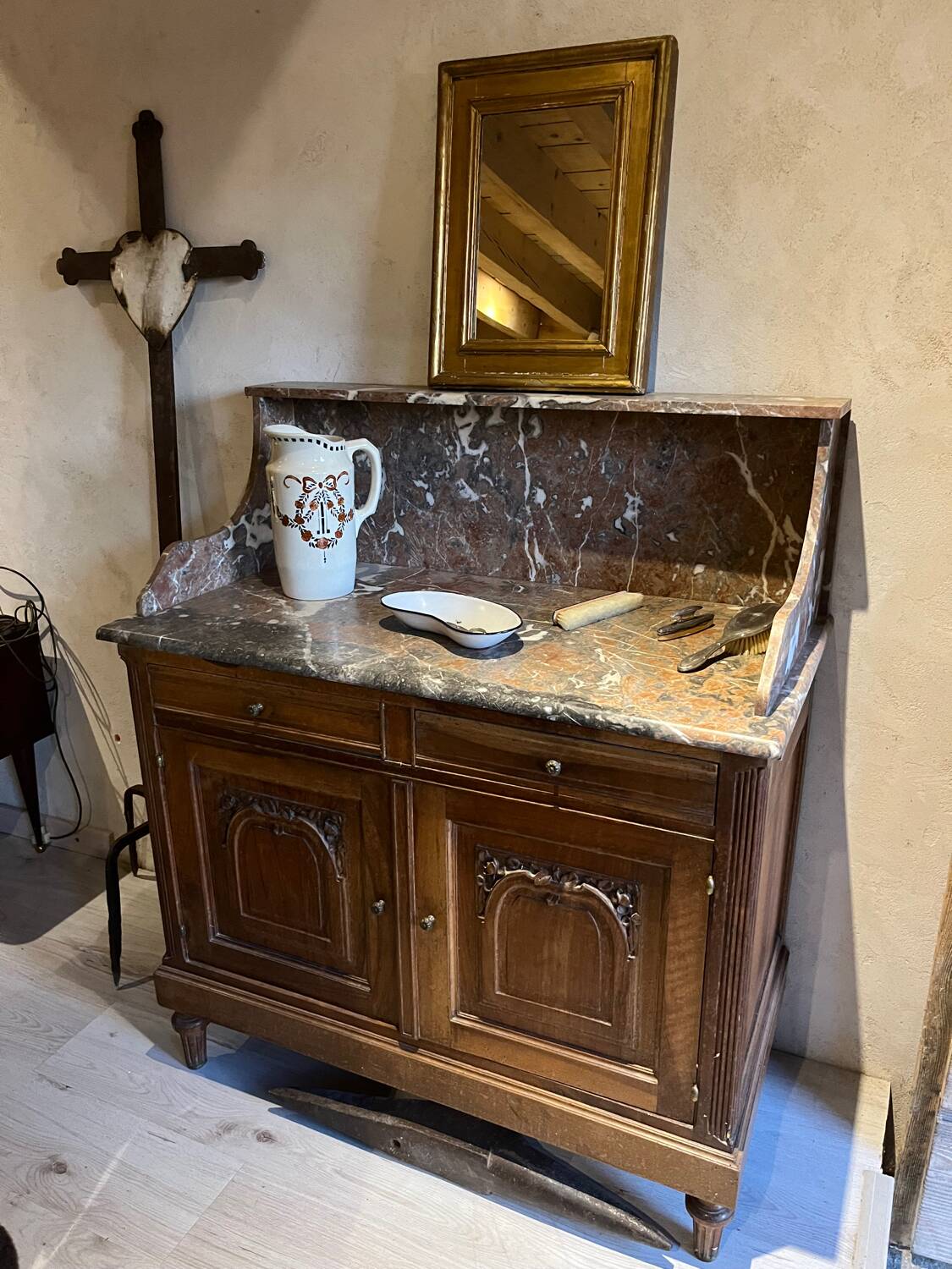 Marble toilet cabinet 1920/30