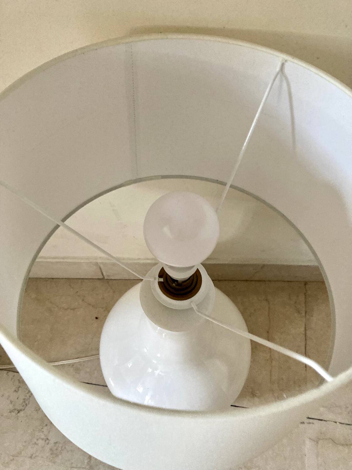 Lampe en céramique blanche, 1970