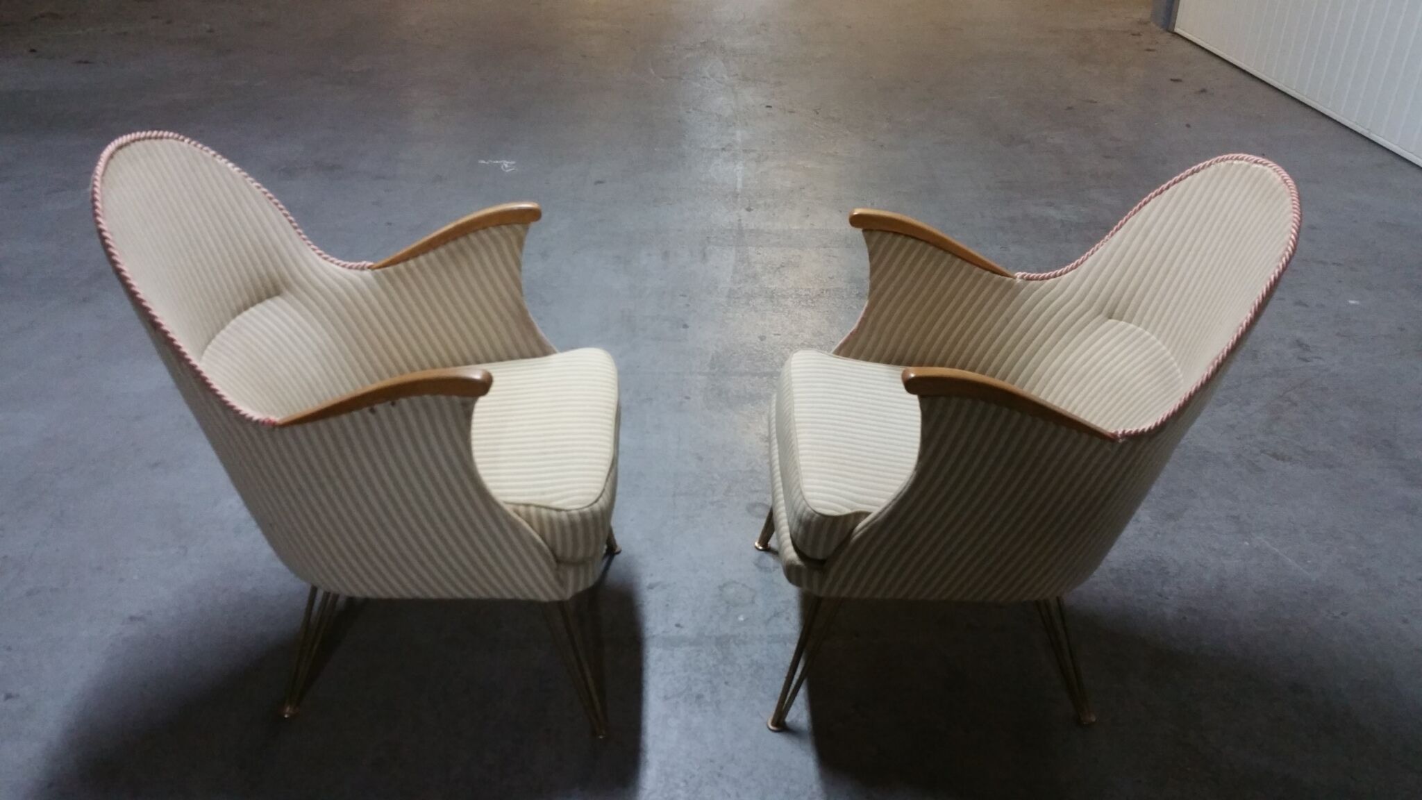 Paire de fauteuils années 50/60